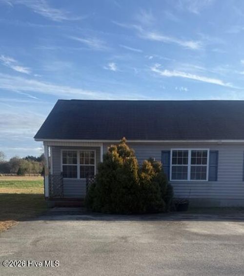 121 Simmental Ln, Richlands, NC, 28574-5372 | Card Image