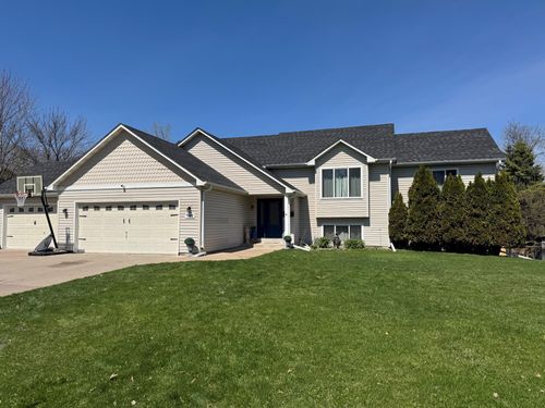 7478 31st St N, Oakdale, MN, 55128-4029 | Card Image