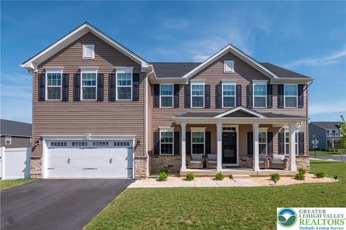 3955 Spear St, Bethlehem, PA, 18020-3502 | Card Image