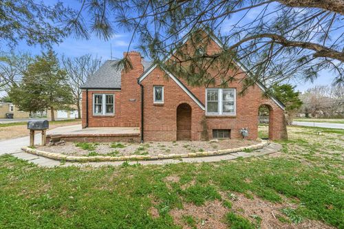 101 S Tyler Rd, Wichita, KS, 67209-1434 | Card Image