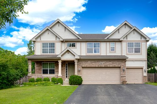 385 Post Oak Cir, West Chicago, IL, 60185-5902 | Card Image