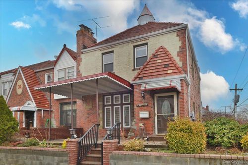 13071 225th St, Laurelton, NY, 11413-1228 | Card Image