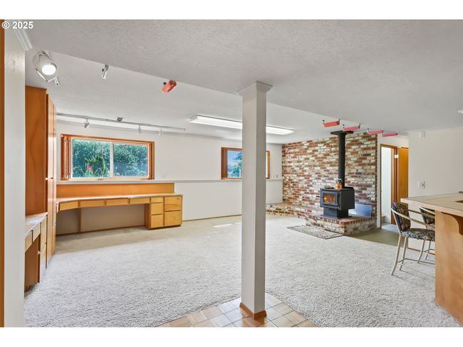 2335 5 Th St, House other with 3 bedrooms, 2 bathrooms and 2 parking in Columbia City OR | Image 34