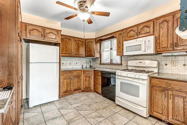 20 Codington Pl, House other with 3 bedrooms, 2 bathrooms and null parking in Somerville NJ | Image 11