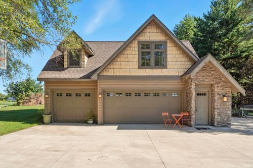 102 Ems B40a Ln, Leesburg, IN, 46538-9430 | Card Image