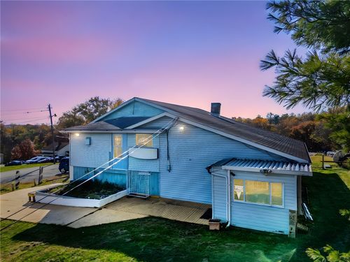 100 Bank St, Grindstone, PA, 15442-1120 | Card Image