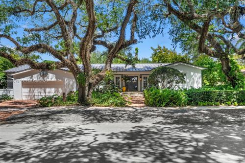 731 Calatrava Ave, Coral Gables, FL, 33143-6203 | Card Image