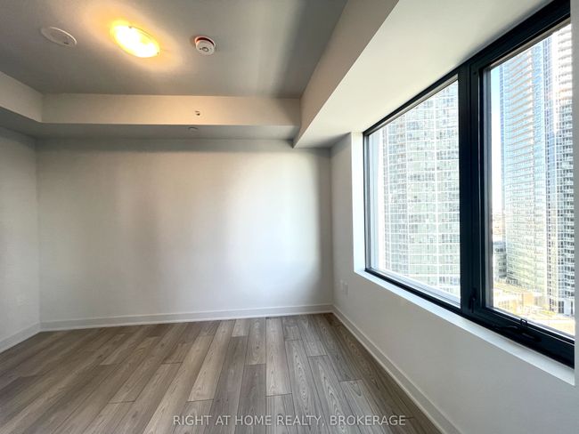 1306 - 2920 Highway 7, Condo with 1 bedrooms, 1 bathrooms and null parking in Vaughan ON | Image 13