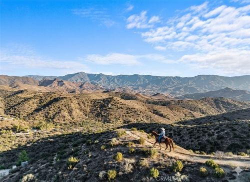 32901 Hawley Rd, Acton, CA, 93510-1540 | Card Image