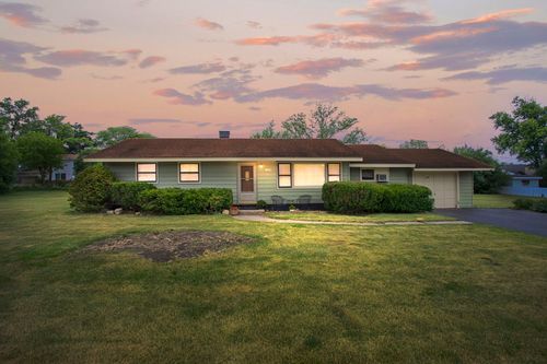 1350 63rd Pl, La Grange Highlands, IL, 60525-4509 | Card Image