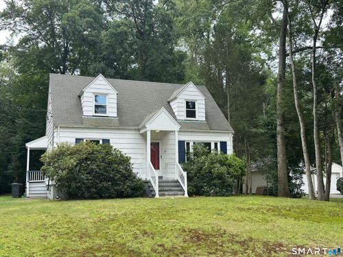 28 North Ave, North Haven, CT, 06473-2708 | Card Image