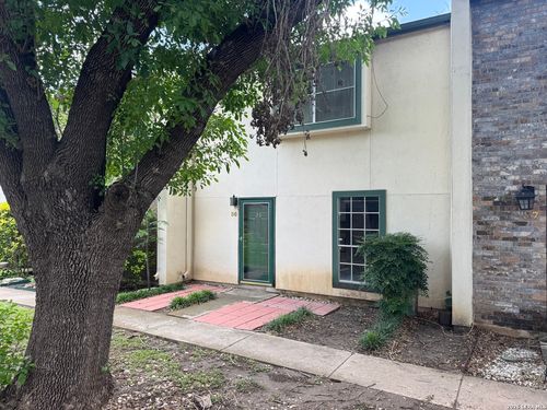 36-6427 Wurzbach, San Antonio, TX, 78240 | Card Image