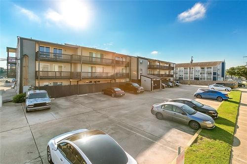507-2301 Edenborn Ave, Metairie, LA, 70001-8201 | Card Image