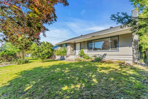 9708 Harrison St, Chilliwack, BC, V2P4E9 | Card Image