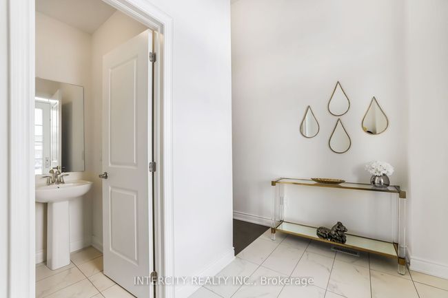 111 Walker Rd W, House other with 5 bedrooms, 4 bathrooms and 4 parking in Caledon ON | Image 8
