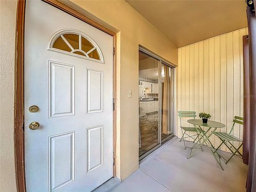 105-5396 4th St N, ST PETERSBURG, FL, 33703-2953 | Card Image