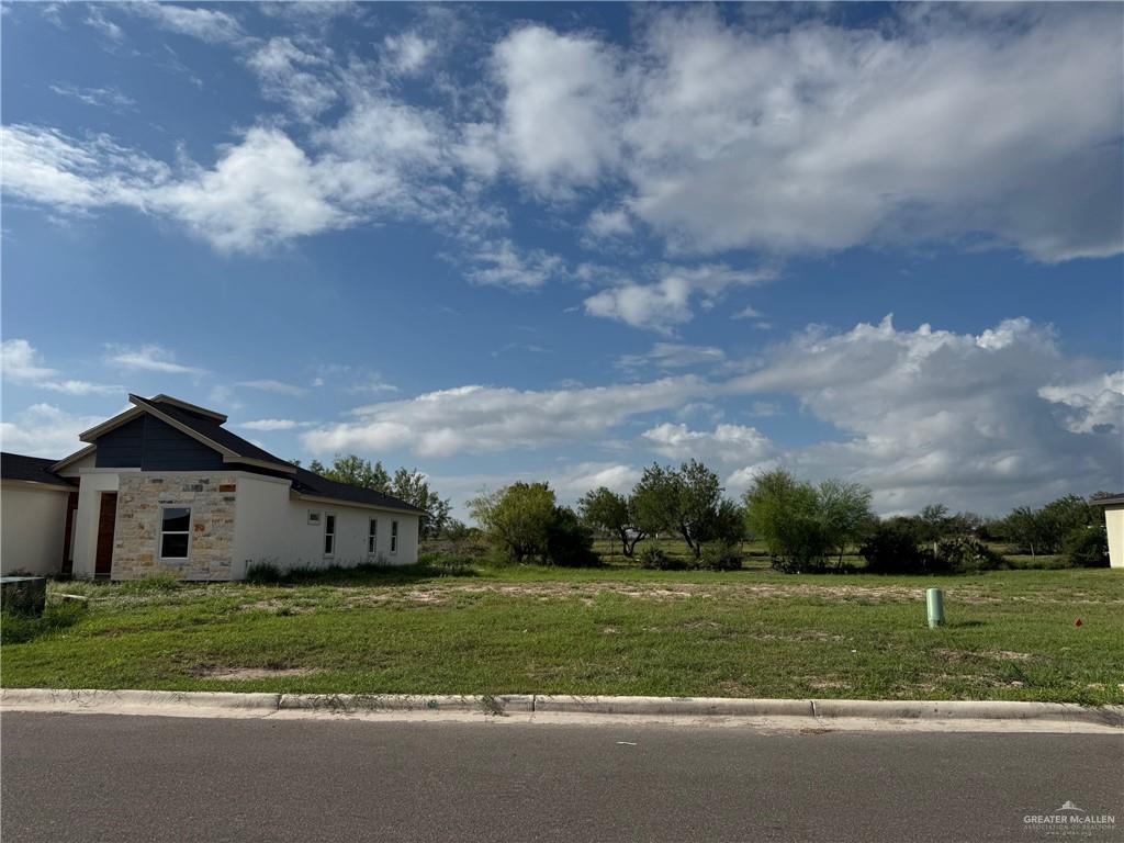 Land in Alton