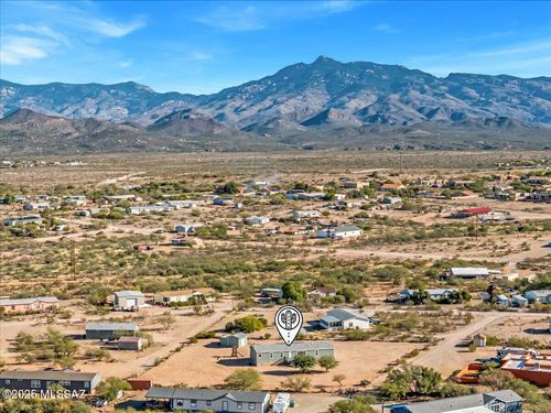 13669 S Hound Dog Rd, Vail, AZ, 85641-9296 | Card Image