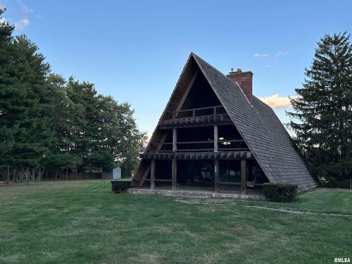 108 Nansarah Dr, Jacksonville, IL, 62650-2672 | Card Image