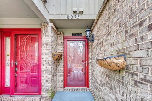 8073 Charter Oak Ln, Charlotte, NC, 28226-4783 | Card Image