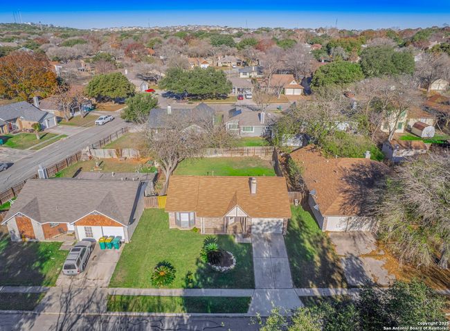 7903 Forest Cabin, House other with 2 bedrooms, 1 bathrooms and null parking in Live Oak TX | Image 24