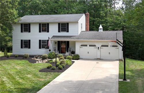 10211 Hickory Ridge Dr, Brecksville, OH, 44141-3618 | Card Image