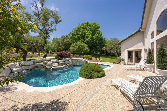 8608 Willow Wind Dr, House other with 4 bedrooms, 5 bathrooms and null parking in Fair Oaks Ranch TX | Image 28