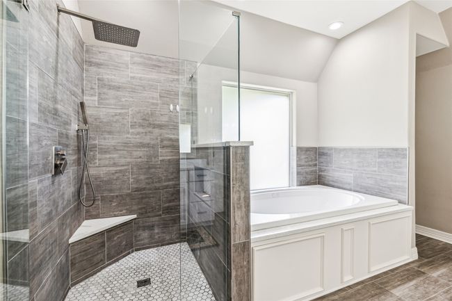 Primary Bath | Image 17