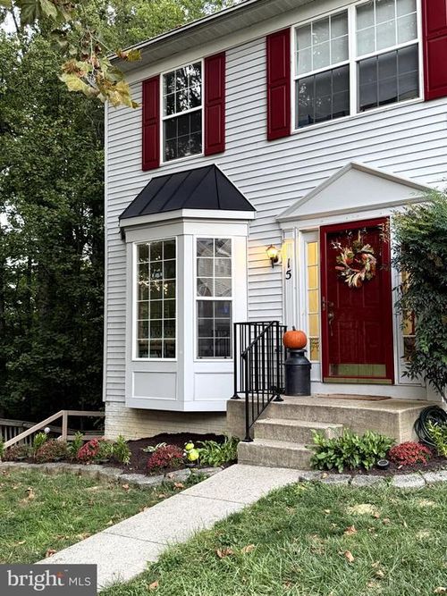 15 Augustine Ct, GAITHERSBURG, MD, 20879-4590 | Card Image
