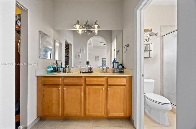 3427 W 89 Th Ter, Townhouse with 3 bedrooms, 3 bathrooms and null parking in HIALEAH FL | Image 27