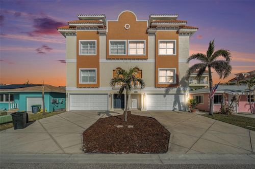 146 175th Terrace Dr E, REDINGTON SHORES, FL, 33708-1212 | Card Image