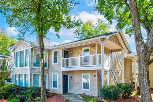 703 Augusta Dr Se, Marietta, GA, 30067-8206 | Card Image