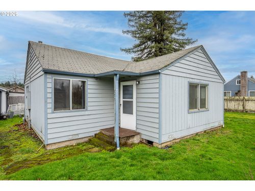 875 S 43rd St, Springfield, OR, 97478 | Card Image