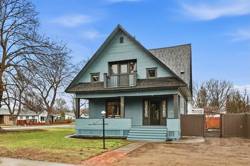 828 W Nebraska Ave, Spokane, WA, 99205-6551 | Card Image