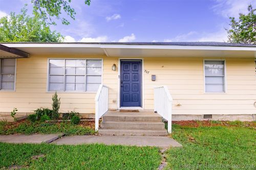 707 Maxwell St Nw, Ardmore, OK, 73401-1338 | Card Image
