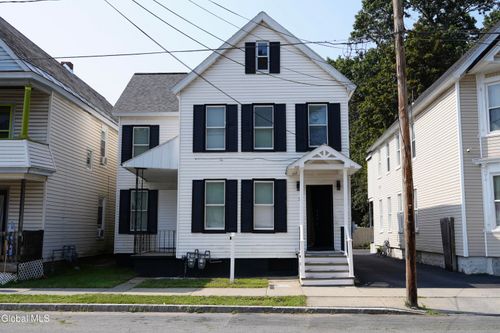 2-21 Grove Pl, Schenectady, NY, 12307-1033 | Card Image