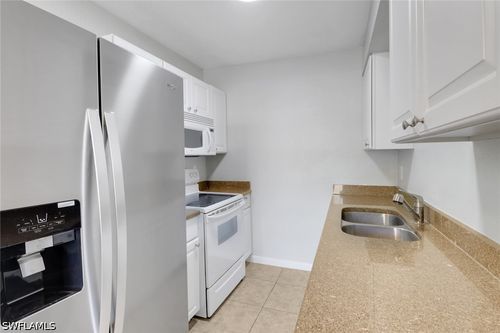 apt-p4-4635 Bayshore Dr, NAPLES, FL, 34112-6575 | Card Image