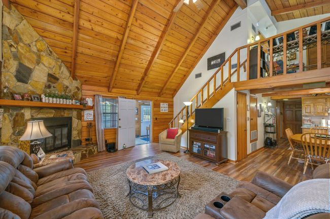 20-web-or-mls-4869 Retta Ln-14 | Image 18