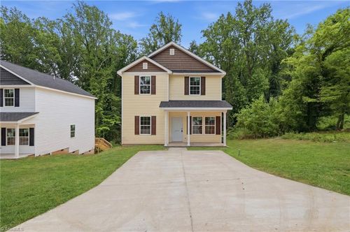 4039 Shamel St, Winston-Salem, NC, 27105-2629 | Card Image