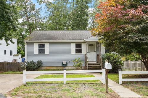 24 Hawthorne Rd, Norton, MA, 02766-1444 | Card Image