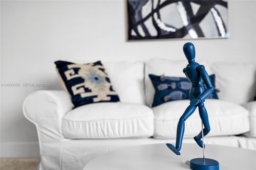 apt-367-101 Crandon Blvd, Key Biscayne, FL, 33149-1550 | Card Image