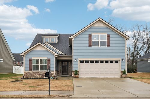 555 High Echelon Cir, Smyrna, TN, 37167-0628 | Card Image