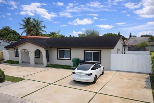 a-5114 Sw 133rd Court Dr, Miami, FL, 33175-5261 | Card Image