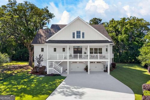 100 Natalie Ct, Savannah, GA, 31410-2520 | Card Image