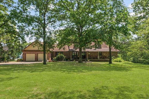 112 Dakota Dr, Loda, IL, 60948-9663 | Card Image