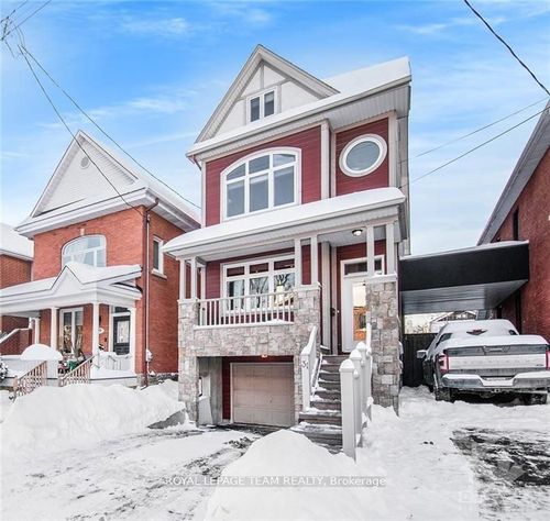 31 Noel St, Ottawa, ON, K1M2A4 | Card Image