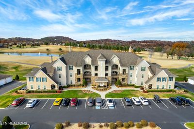 205 - 545 Rarity Bay Pkwy, Condo with 2 bedrooms, 2 bathrooms and null parking in Vonore TN | Image 1