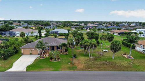 227 Long Meadow Ln, ROTONDA WEST, FL, 33947-1811 | Card Image