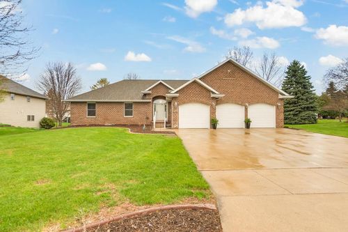 702 Marcks Court, LUXEMBURG, WI, 54217 | Card Image