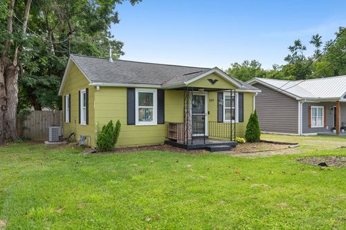 109 Tyree Springs Rd, White House, TN, 37188-8910 | Card Image